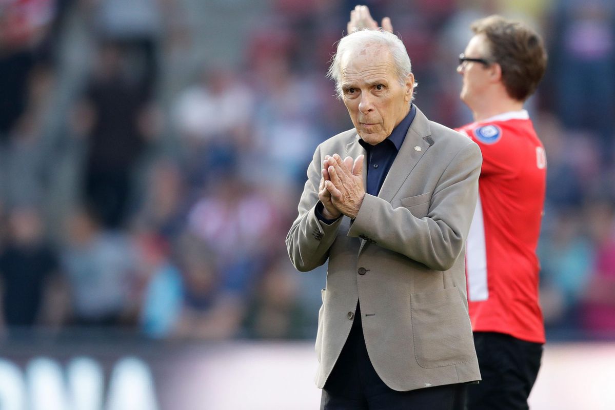 PSV-iconen zien gat met Ajax ontstaan: 'Ik maak me zorgen'