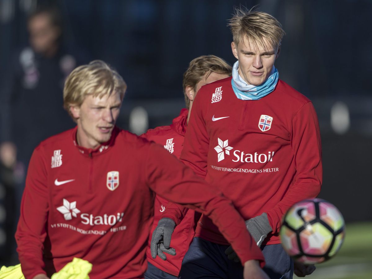 Heerenveen-spelers Ødegaard en Thorsby stunten tegen Jong Duitsland