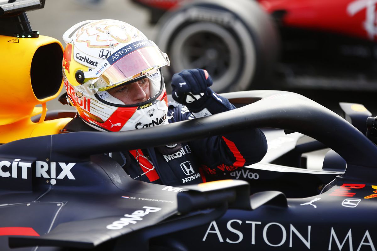Red Bull staat achter late pitstop voor Verstappen: 'We hadden geen enkele garantie'