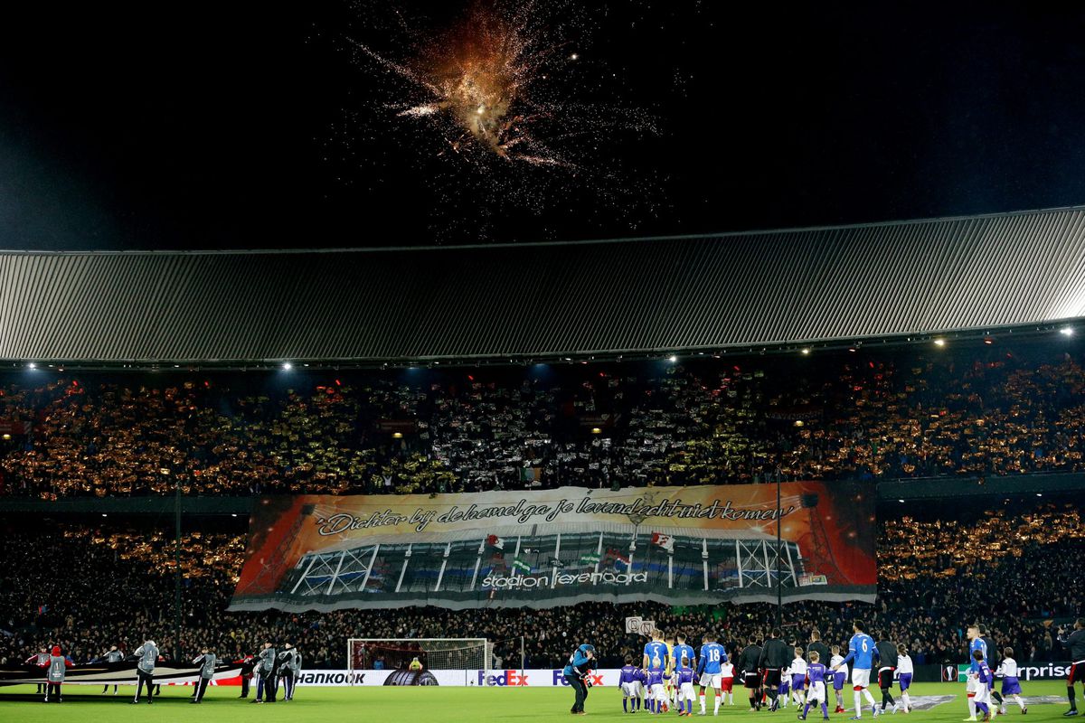 UEFA gaat weer kijken of het lekker geld kan verdienen aan Feyenoord