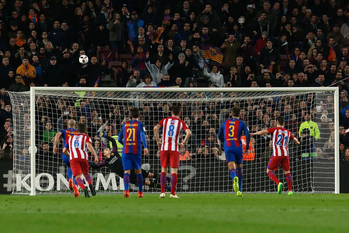 Cillessen uitblinker bij pover Barça na bereiken finale Copa del Rey (video)