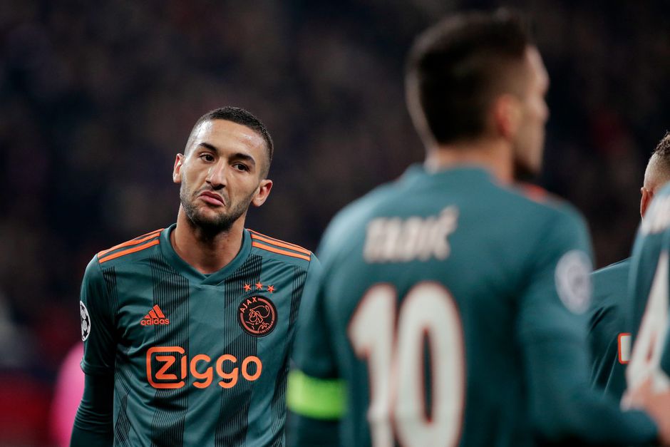 Ziyech over de band met Promes en de knuffel van het jongetje: 'Ik voel me vereerd'