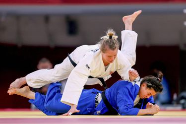 Judoka's Sanne van Dijke en Noël van 't End op medaillekoers in Tokio
