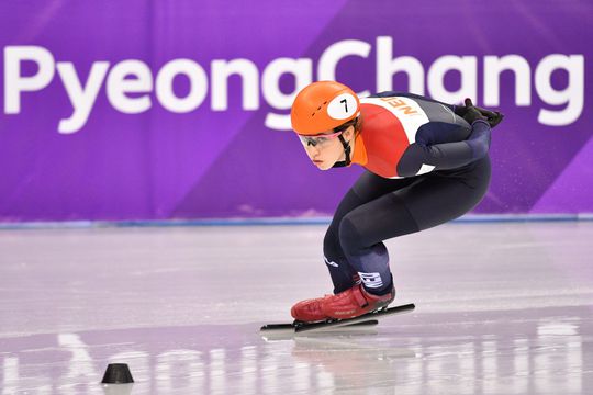 Van Ruijven en Van Kerkhof uitgeschakeld, Schulting door op 1000 meter