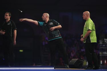 Titelverdediger Van Gerwen verliest van Cross na sensationele halve finale WK Darts