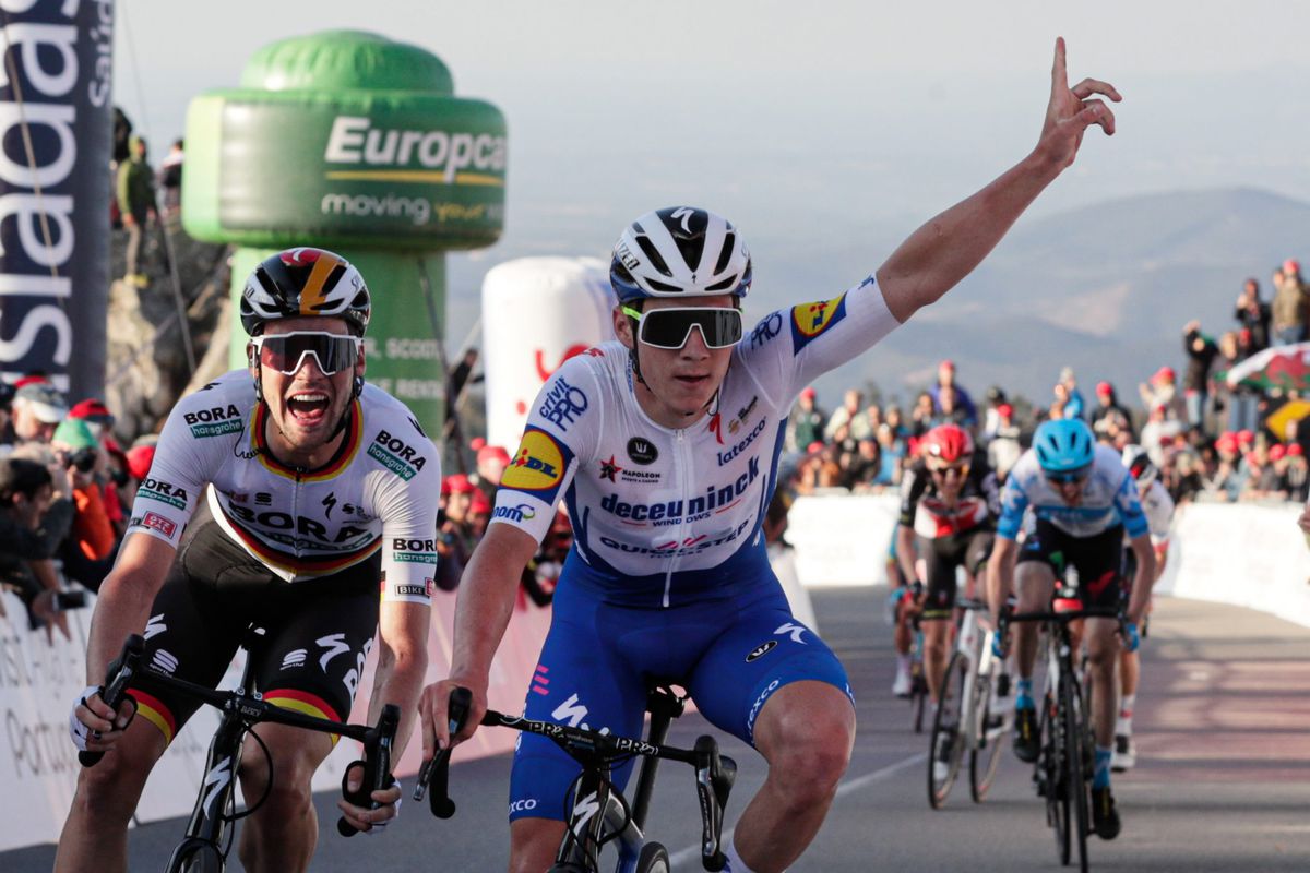 Belgisch wonderkind Evenepoel (20) wint bergrit in Ronde van Algarve