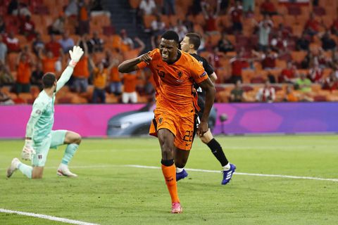 Mooi! Dit zeggen de buitenlandse media over Denzel Dumfries