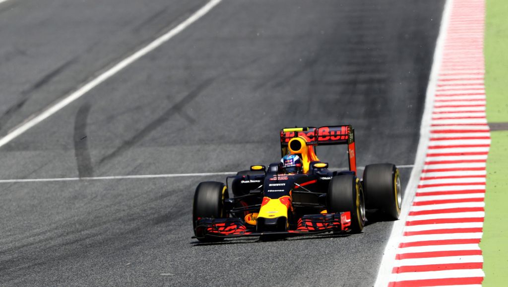 Verstappen snelste op middagtraining circuit Barcelona