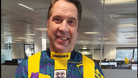 David Seaman doet ook mee met Voetbalshirtvrijdag