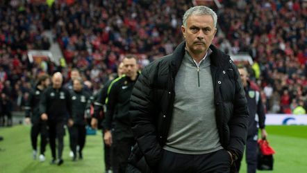 Mourinho opnieuw de klos in Engeland