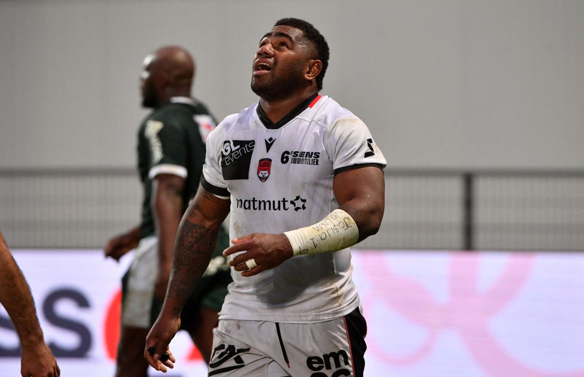Treurig verhaal: topspeler van rugbyploeg Fiji laat begrafenis 7-jarige zoon schieten voor WK-pot