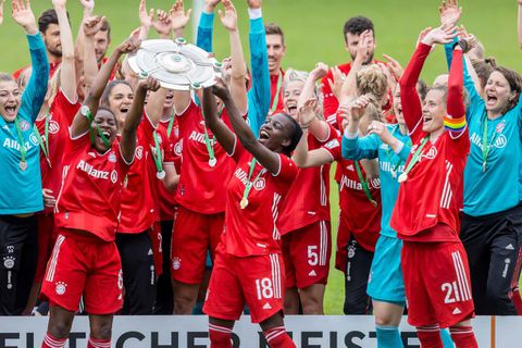 Beerensteyn pakt titel met Bayern München, geen feest voor Van de Sanden en Janssen