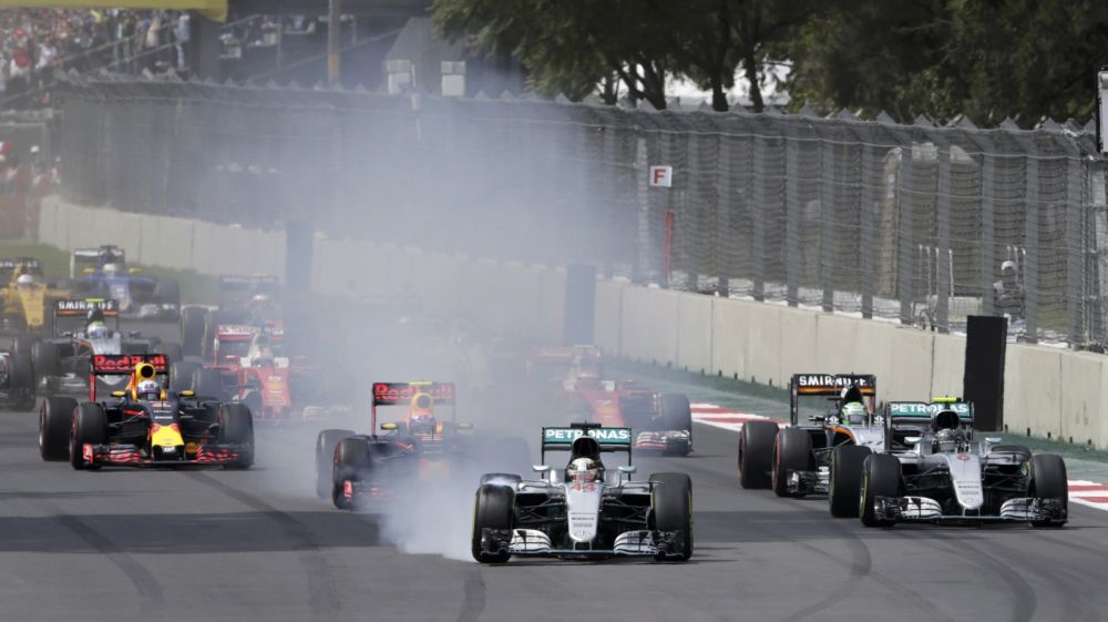 Coronel haalt hard uit naar de FIA: 'Ze maken de Formule 1 kapot'