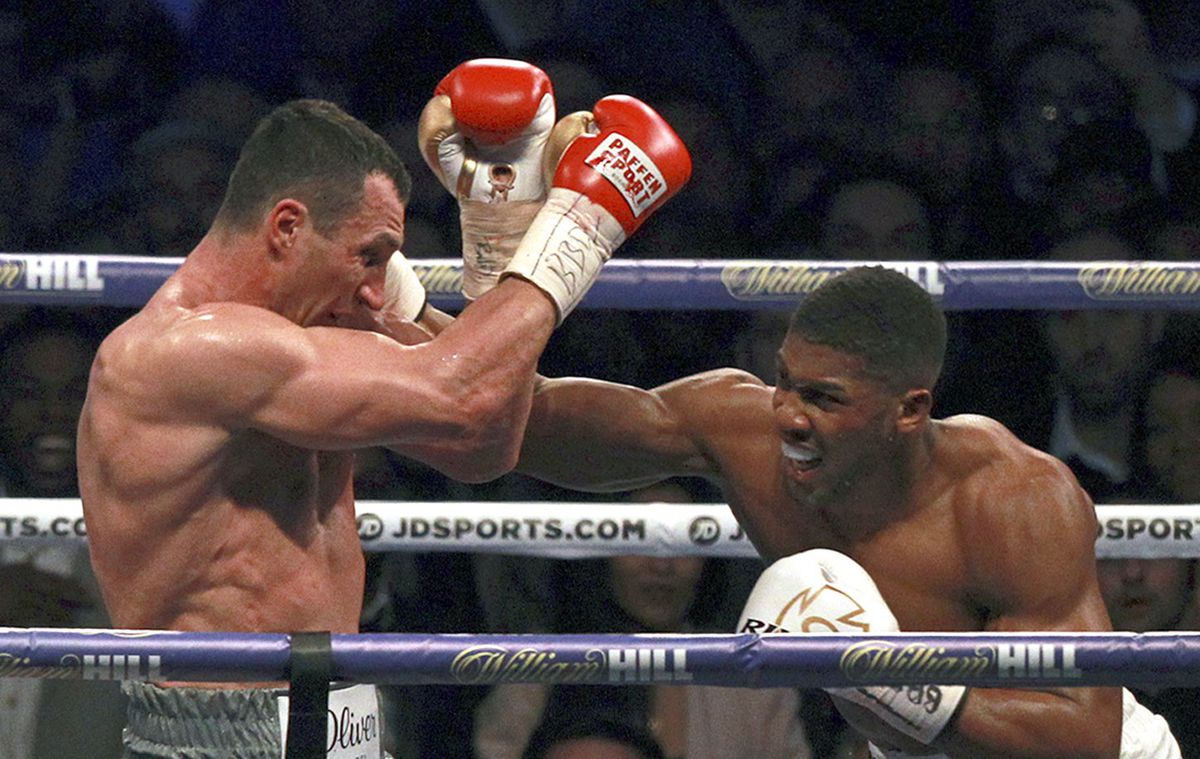 Dit is waarom je de nieuwe Netflix-docu 'Anthony Joshua: road to Klitschko' moet zien