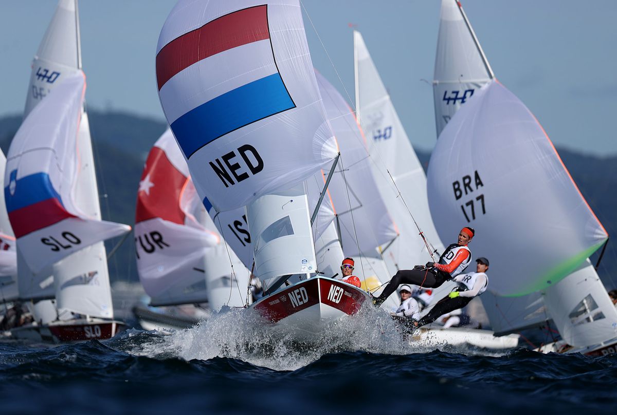 Afrodite Zegers en Lobke Berkhout zeilen top 10 binnen