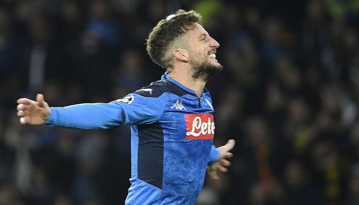 Wereldgoal Mertens helpt Napoli niet aan zege op Barcelona