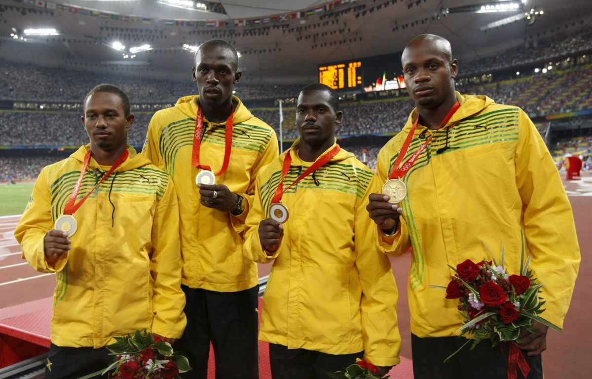 Bolt levert gouden plak van estafette Spelen 2008 in