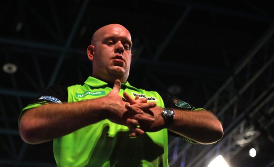 'Michael van Gerwen grootste kanshebber op wereldtitel, Luke Littler maakt ook goede kans'