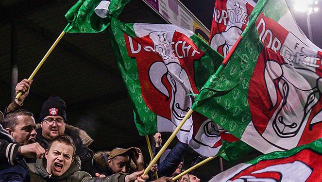 Supporters Dordrecht willen stadion opknappen en vragen subsidie