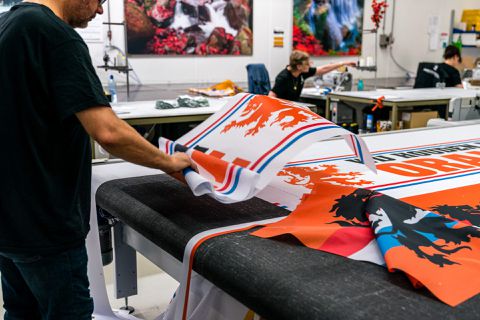 We gaven in Nederland stuk minder geld uit aan Oranje-spullen dan bij eerdere toernooien