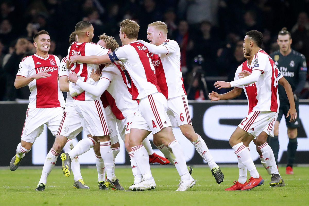 KNVB schrapt affiche Ajax-PEC; in Eindhoven én Zwolle zijn ze boos