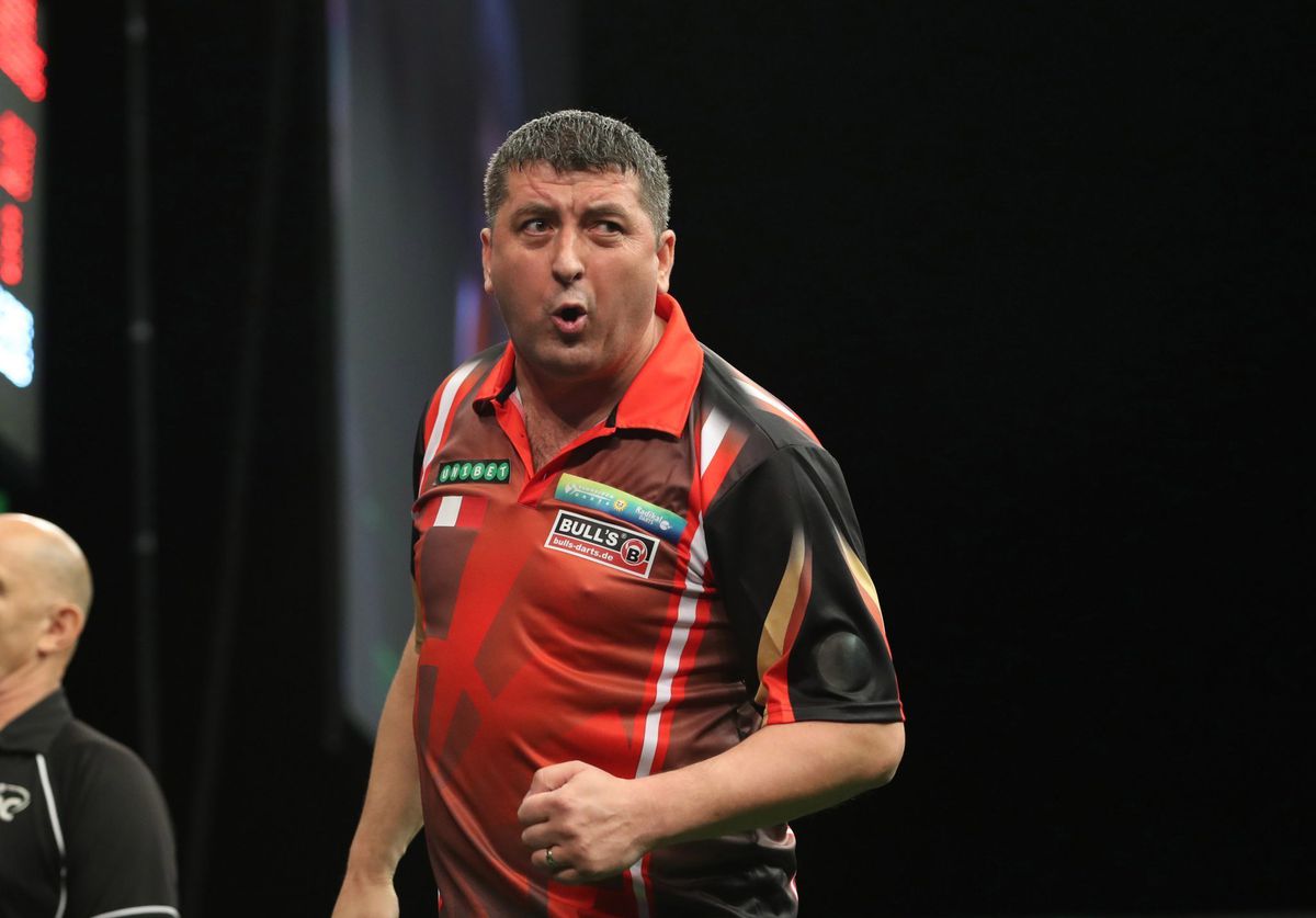 Solide Suljovic is Price eenvoudig de baas