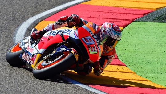 Márquez bijna zeker van wereldtitel in MotoGP na winst in Aragon