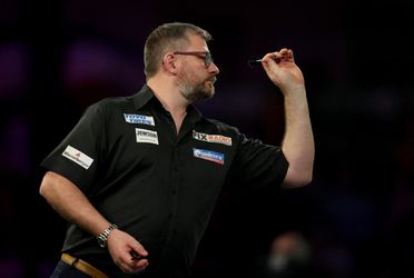 Live WK darts | James Wade eerste geplaatste speler die uitgeschakeld is, schitterende comeback Jeffrey de Graaf