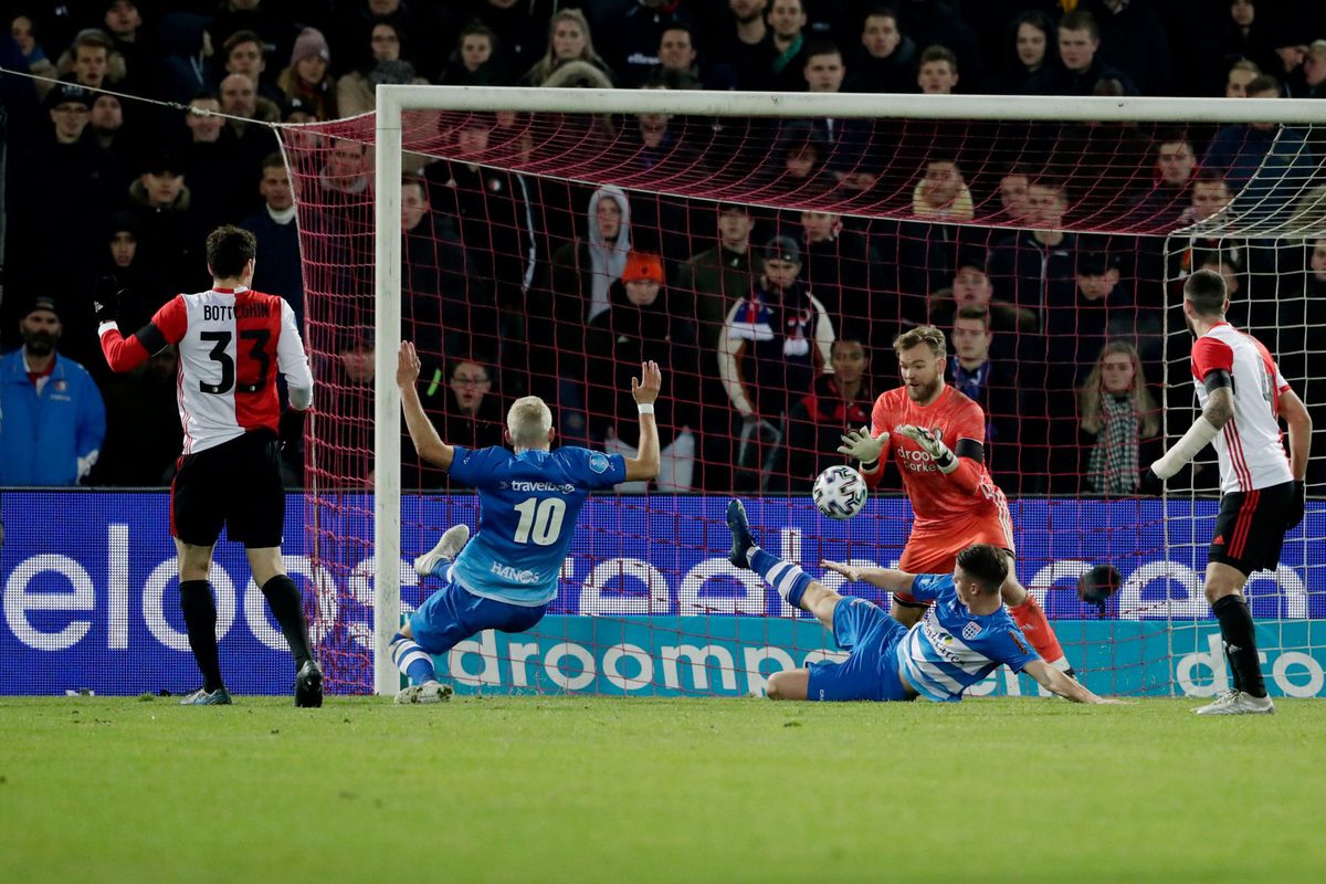 Feyenoord dankt Nick Marsman in de 2de helft: volle buit tegen PEC Zwolle