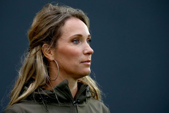 Hélène Hendriks kan prima leven met 'seksistische' VI-grapjes: 'Kleedkamerhumor'
