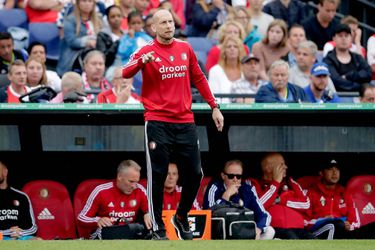 Feyenoord-trainer Stam: ‘Ik hoop nog steeds op versterkingen’