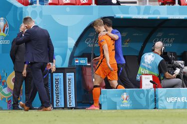 🎥 | Matthijs de Ligt schuldbewust na rode kaart: 'We verliezen door mij'