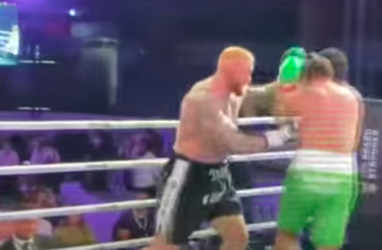 🎥 | Mismatch! Sterkste man en Game of Thrones-acteur slaat opponent de ring door