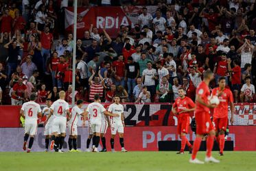 Sevilla vernedert en overklast Real Madrid op eigen veld (video)