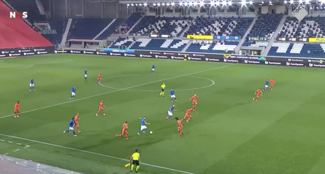 🎥 | Nederlands elftal al vroeg op achterstand in Italië door deze goal