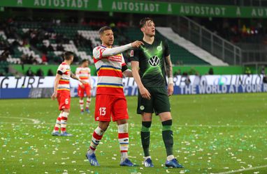 Weghorst met Wolfsburg veel te sterk voor Mainz van Bruma en Boëtius