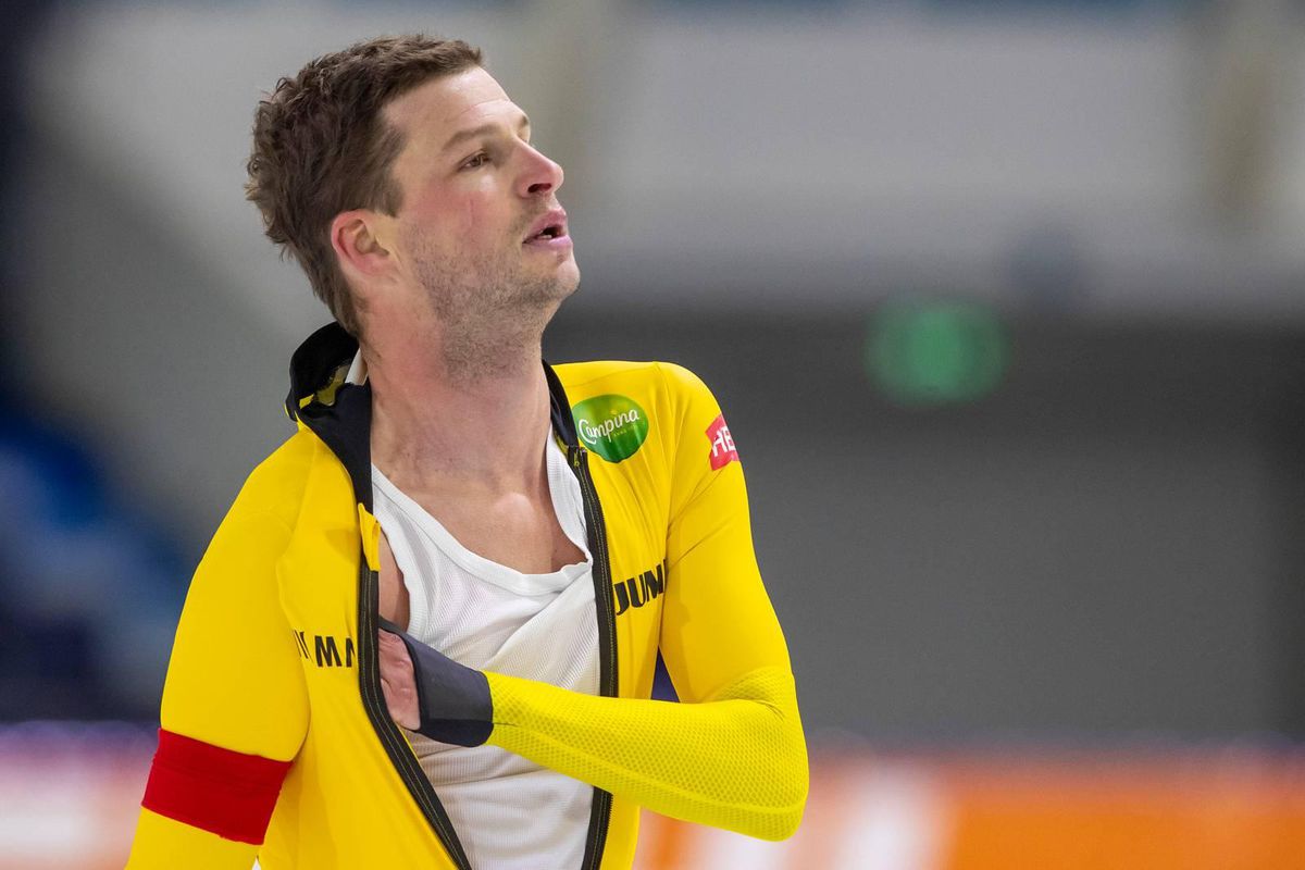 Sven Kramer duikt opeens op bij schaatsmarathon: 'Ik heb een leuke avond gehad'