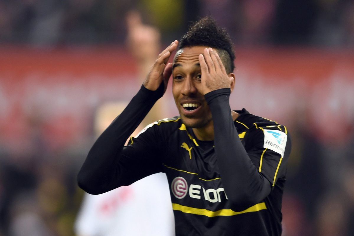 'Chinezen hebben 150 miljoen euro over voor Dortmund-spits Aubameyang'