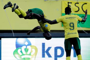 Ultee woest op Ciss na klunzige 'goal celebration': 'Die keuze vind ik al schandalig' (video)