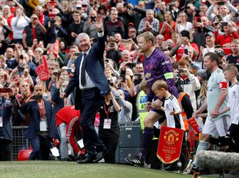 Oude helden van United en Bayern staan tegenover elkaar in benefietduel (foto's)