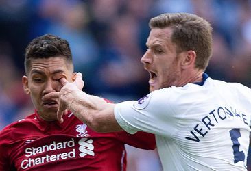 Liverpool haalt opgelucht adem na 'vinger van Vertonghen' in oog van Firmino