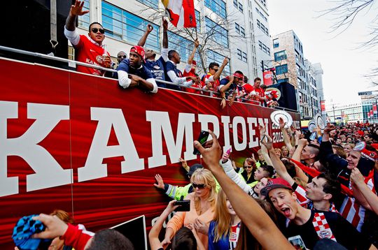 PSV wordt dag na kampioenschap gehuldigd in Eindhoven