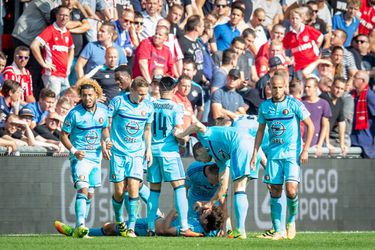 Beenhakker en Van Hooijdonk denken het te weten: Feyenoord wordt kampioen