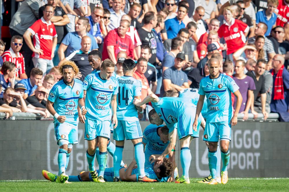 Beenhakker en Van Hooijdonk denken het te weten: Feyenoord wordt kampioen