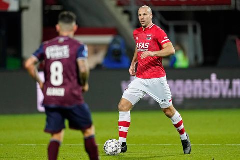 Ron Vlaar voorlopig nog niet in actie voor AZ