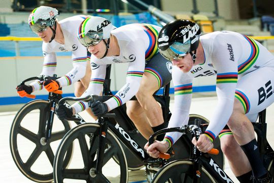 Teamsprinters oppermachtig tijdens wereldbeker baanwielrennen