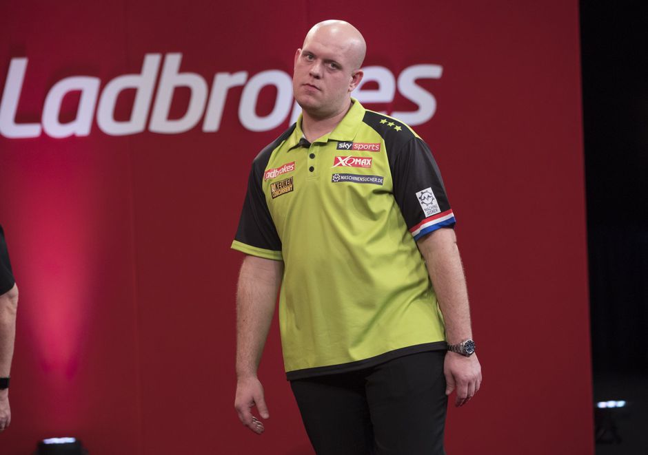 Dag na Premier League-nederlaag verliest Van Gerwen wéér: King schakelt hem uit op UK Open