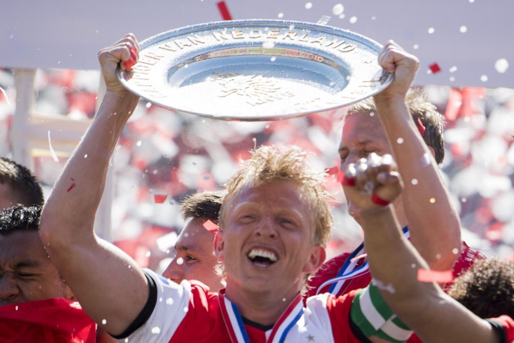 Kuyt stopt met voetballen