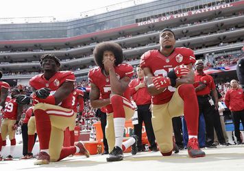 Trump maakt ruzie met Amerikaanse voetbalbond en footballbond over knielprotest