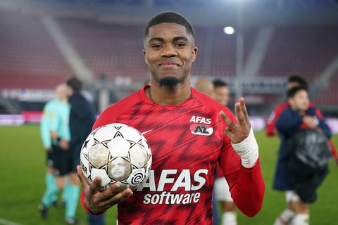 Boadu heeft mooi cadeautje voor zijn vader: 'Liep al te zeuren dat ik nog geen hattrick had gemaakt'